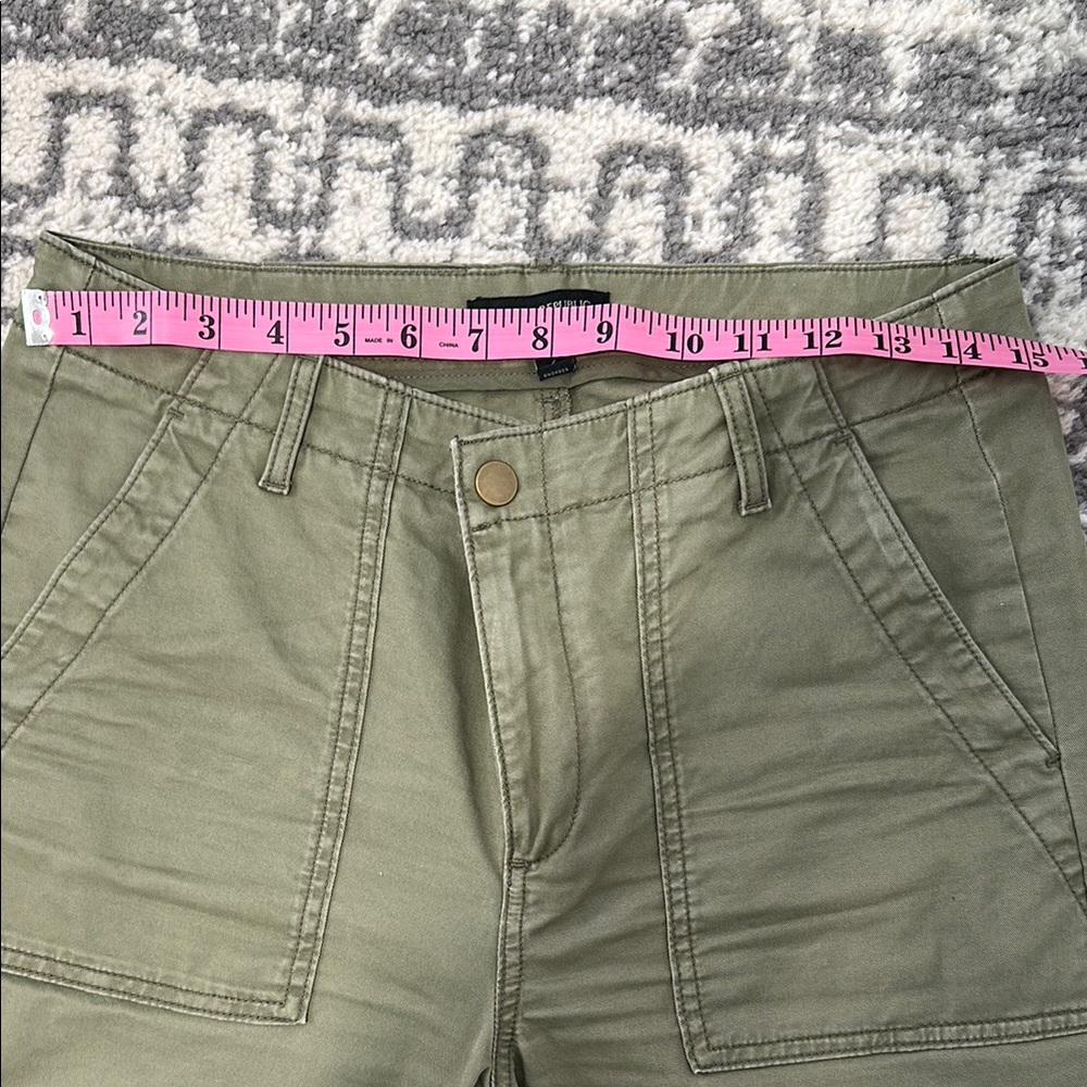 Olive Green Pants wide led - Picture 2 of 7